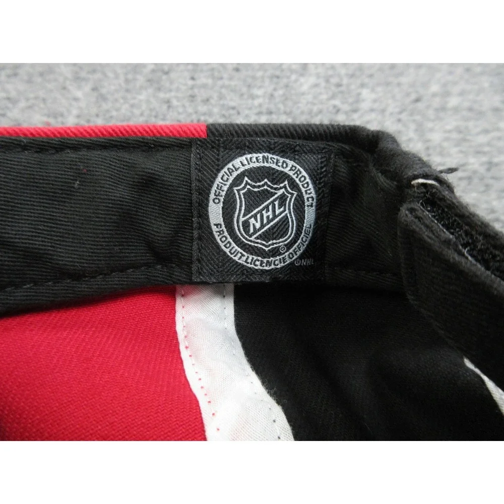 Detroit Red Wings Hat Cap Strap Back OSFA Black Red NHL Hockey Mens‎ Embroidered
